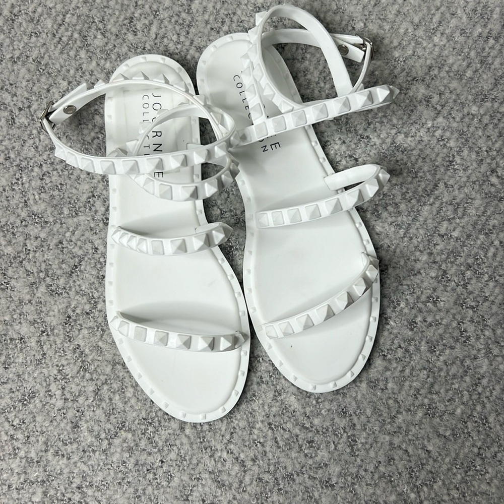 Journee Collection Saphira Sandal Jelly White Studded Multi-Strap Flat Size 6